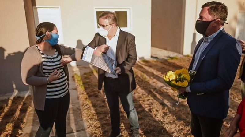 Entregan nuevas viviendas en Chumbicha