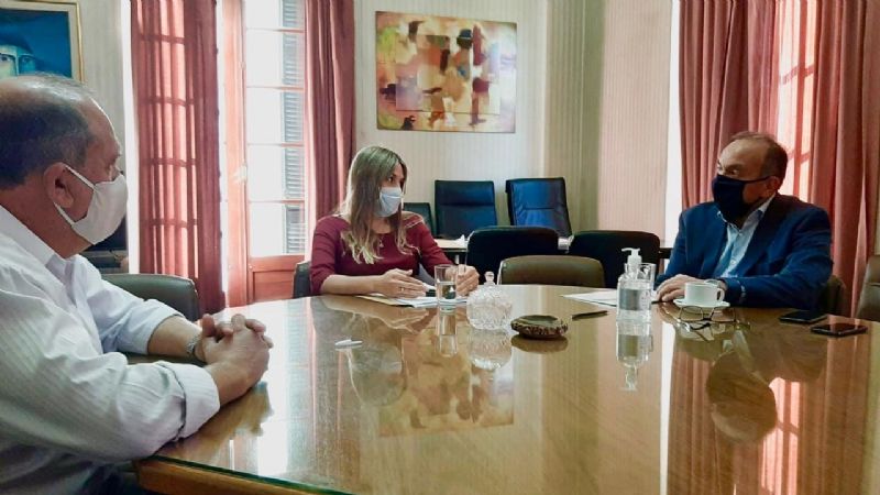 Asistencia económica y obras para municipios