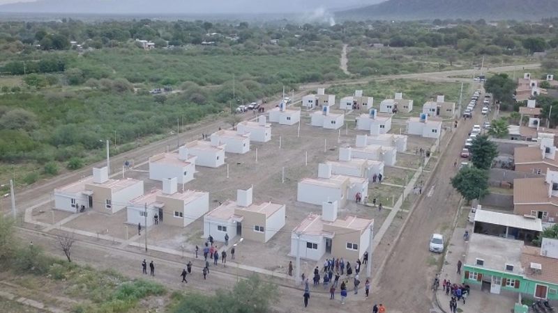 Entregaron viviendas en Chumbicha