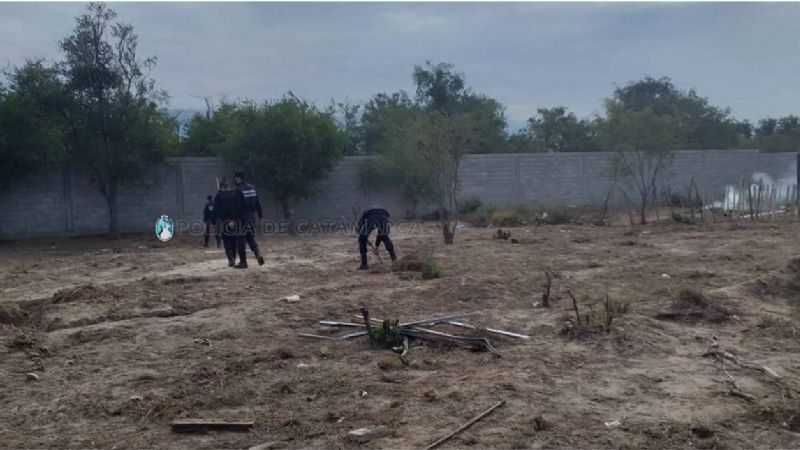 Policías desalojaron a usurpadores en Valle Viejo y en la Capital