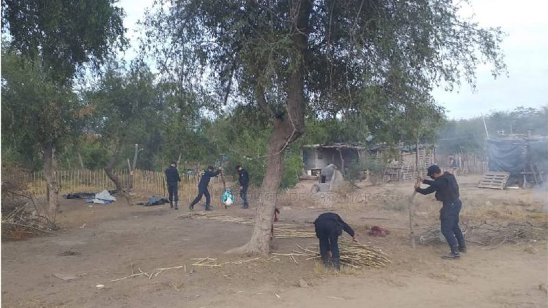 Policías desalojaron a usurpadores en Valle Viejo y en la Capital