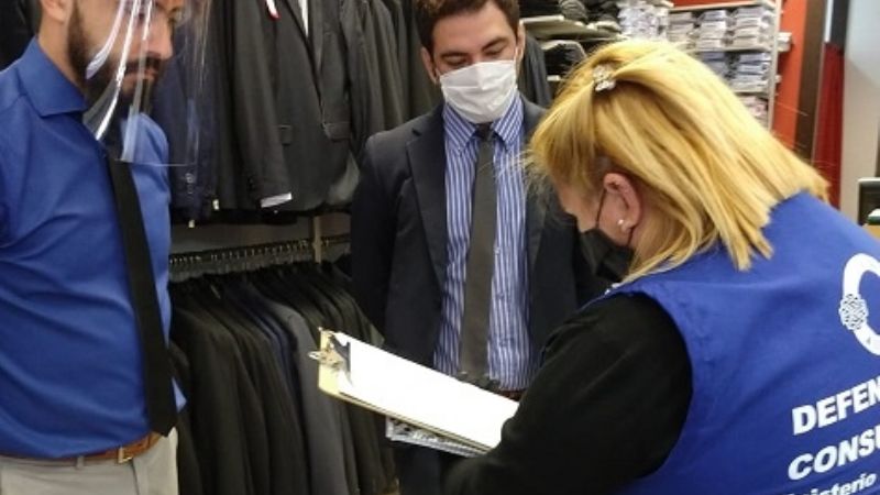 Suspenden actividades en comercios de la peatonal Rivadavia