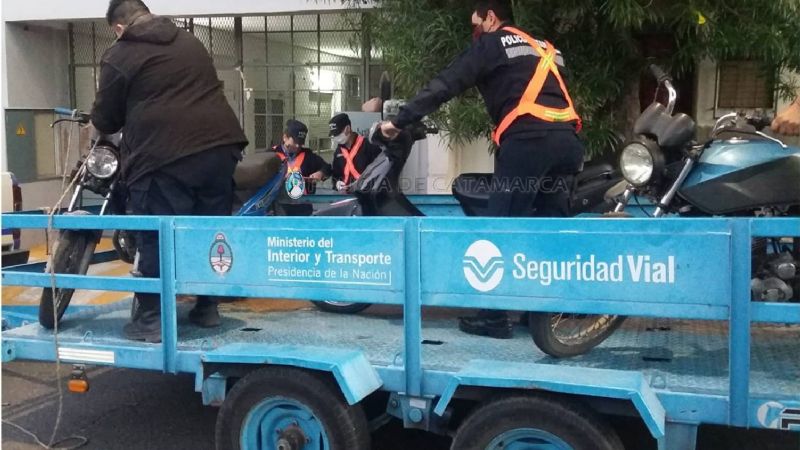 Secuestran ocho vehículos en operativos