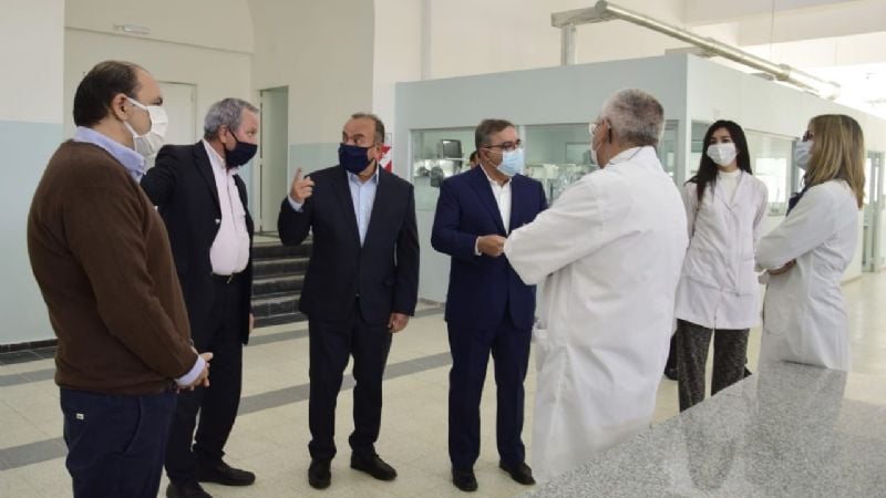 Saadi presente en la inauguración del Hospital Malbrán