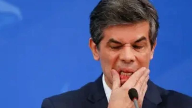 Renunció el ministro de Salud de Brasil por diferencias con Jair Bolsonaro