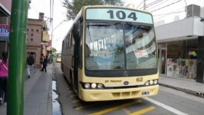 La UTA Catamarca-La Rioja no da marcha atrás y sigue el paro