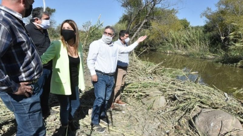 Jalil recorrió obras en FME y Valle Viejo