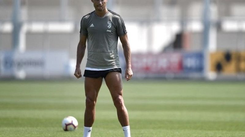 Cristiano volvió a entrenar, Dybala e Higuaín aislados