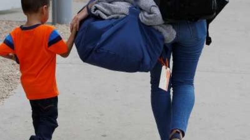 Hijos de separados podrán cambiar de casa una vez por semana