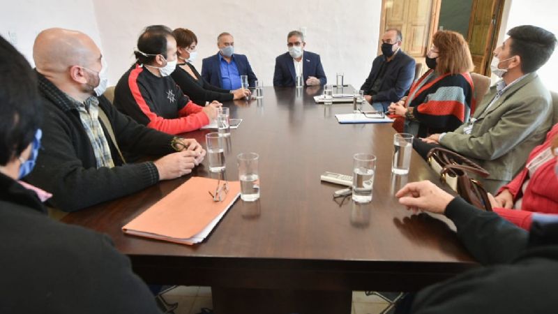 Jalil recibió a los representantes sindicales de los organismos de ARCA