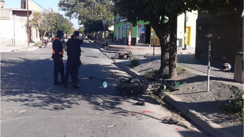 Choque de motos: los conductores debieron ser asistidos