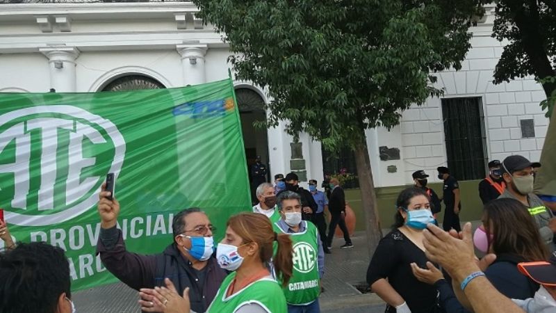Gremios se manifestaron en contra de la Reforma del Estado