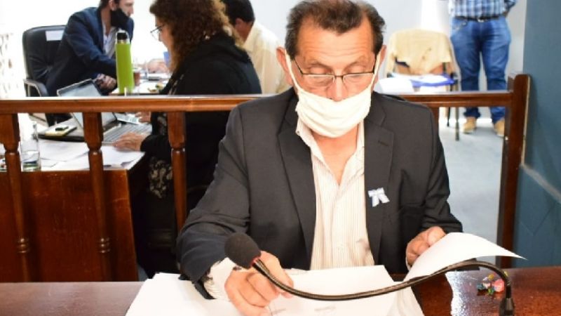 Rojas ingresó proyecto para el registro de recibos de haberes