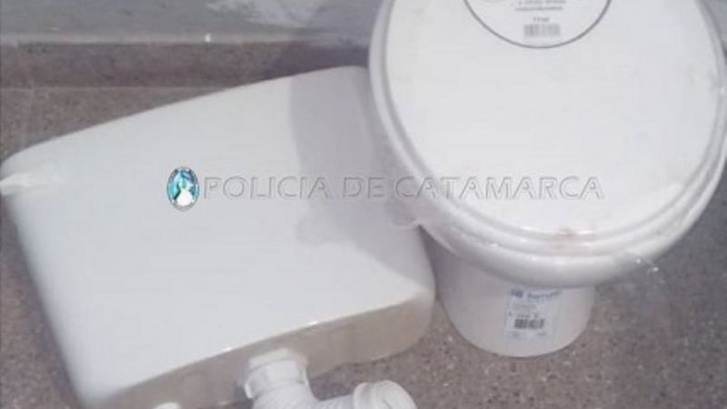 Robó sanitarios en una obra