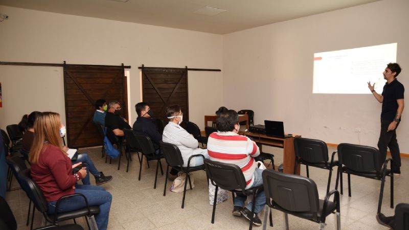 Capacitación sobre programas estatales