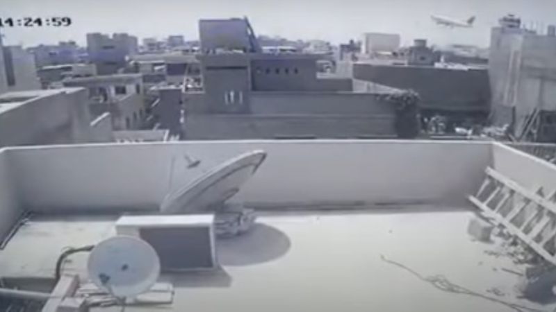 Difunden video del momento en que cae el avión pakistaní