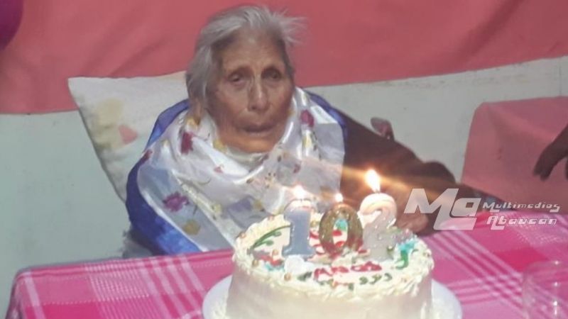 En el día de la Patria, Doña Nolberta celebró sus 102 años