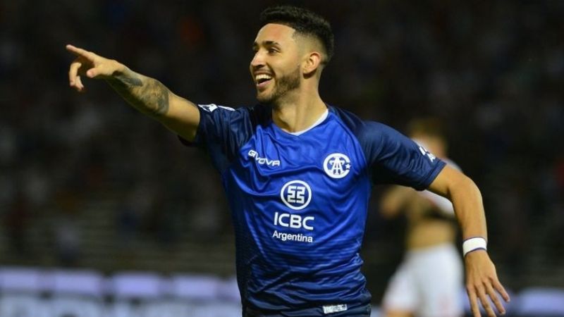 El juvenil de Talleres, Bustos, en la mira de la Roma