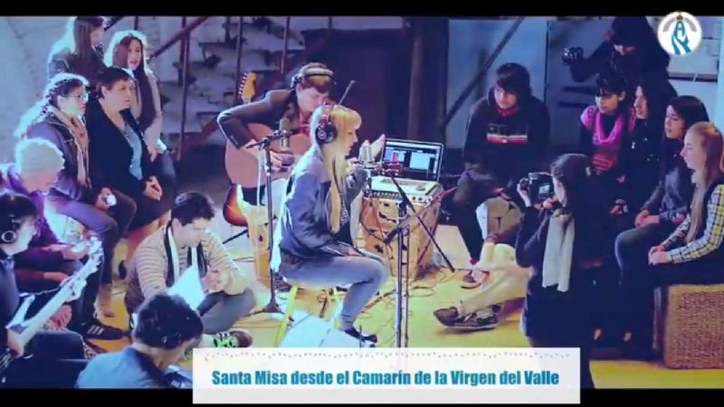 Vigilia de Pentecostés en el Camarín de la Virgen con adoración eucarística