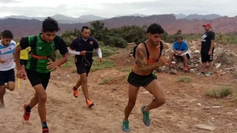 Rival de equipo de Pomán en el TFRA volvió a entrenar
