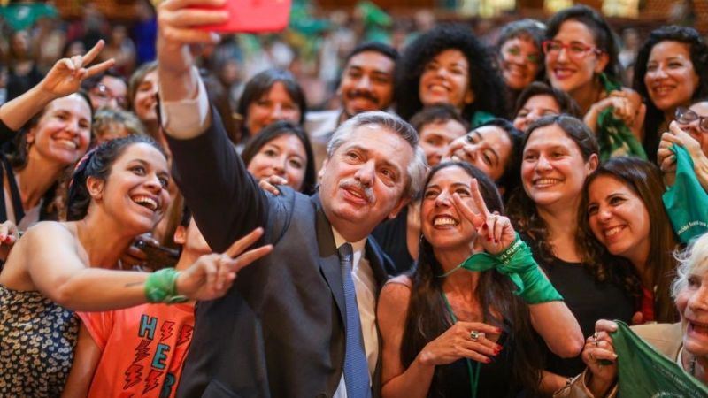 Fernández afirmó que "la ley del aborto está lista"