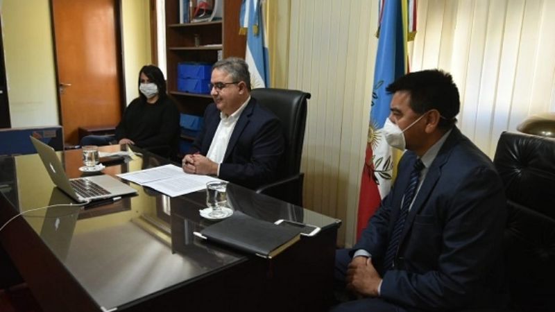 Convenio con Nación para la entrega de netbooks y tablets