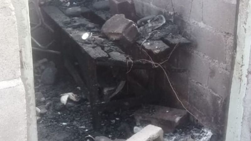 Asisten a una familia que sufrió un incendio