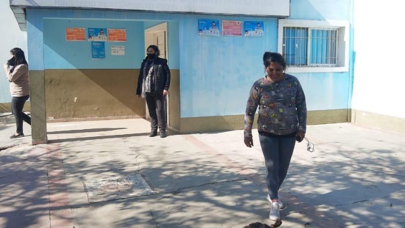 Asisten a una familia que sufrió un incendio