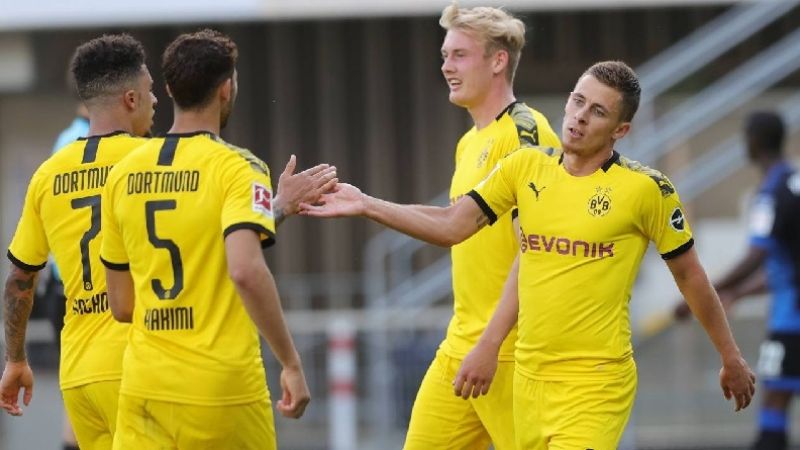 Dortmund goleó, pero está a 7 puntos del Bayern Münich