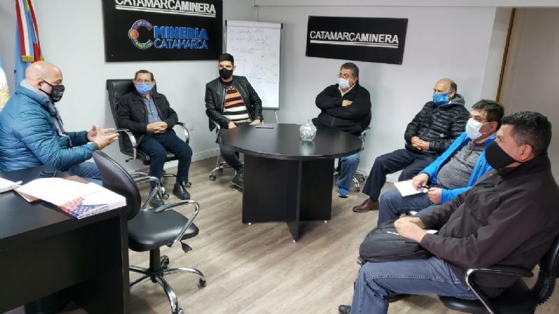 Minería y la Intersindical analizaron el presente y futuro de la actividad