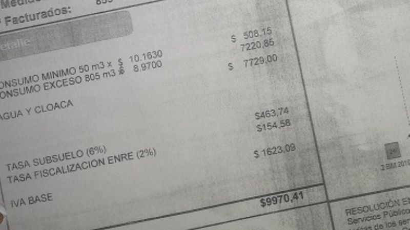 Le funcionaba mal el medidor de agua y le llegó una factura de $10.000