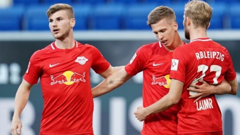 Leipzig afianzó el 3er. puesto y el Münich puede festejar