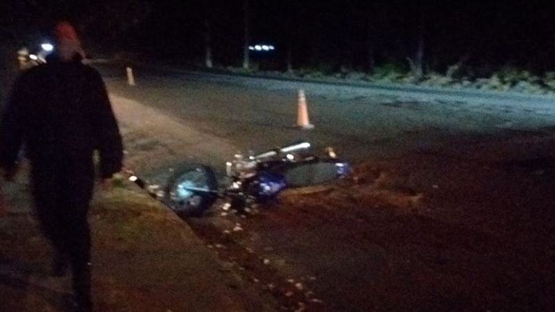 Derrapó en una moto y resultó lesionado en Valle Viejo