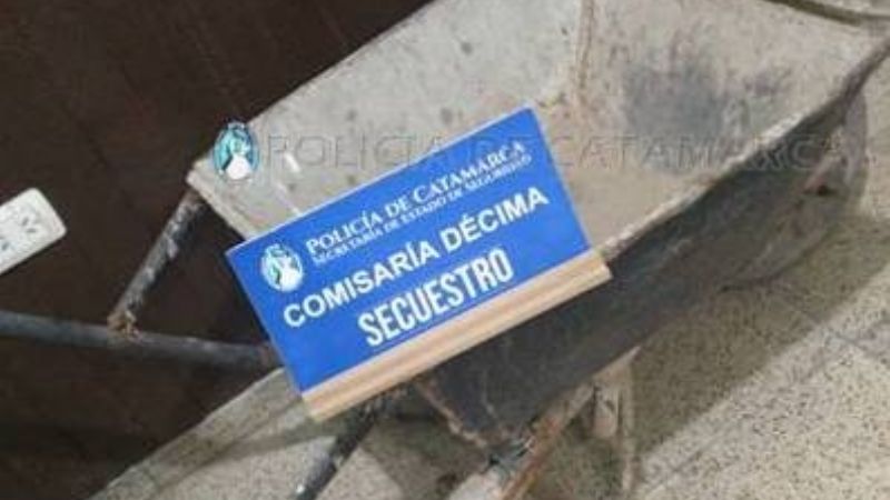 Atraparon al ladrón de una carretilla y el comprador tuvo que devolverla