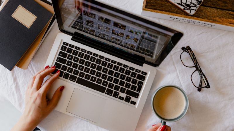 Defensa virtual de tesis de posgrado en agrimensura