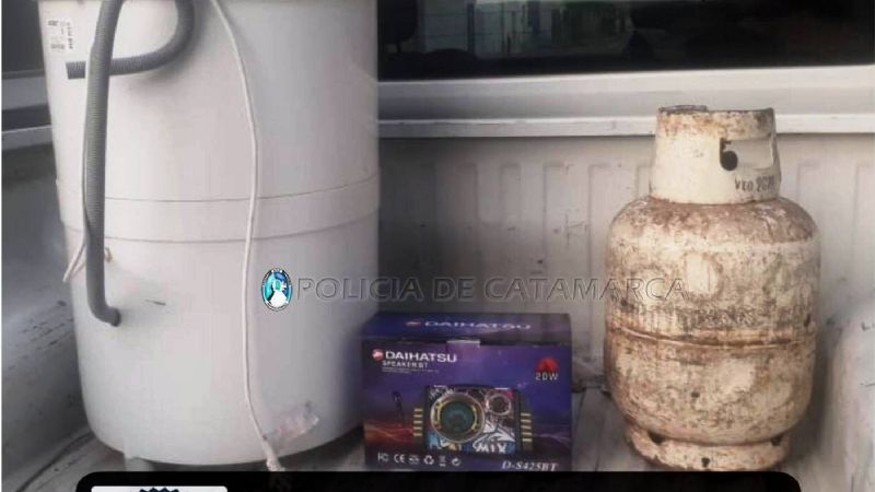 Arrestan a una mujer por el robo de un lavarropas, una garrafa y un equipo de sonido