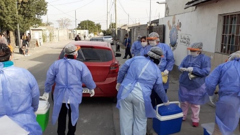 Continúa la campaña de vacunación casa por casa