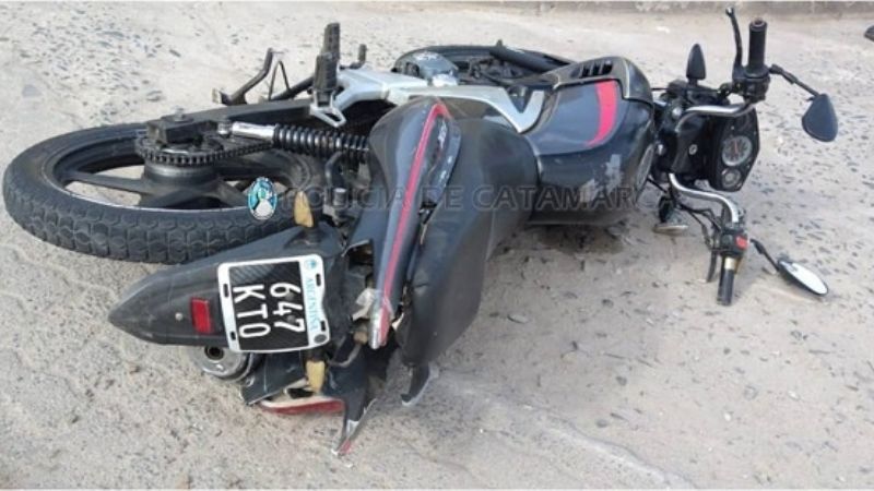 Colisionaron una moto y un colectivo