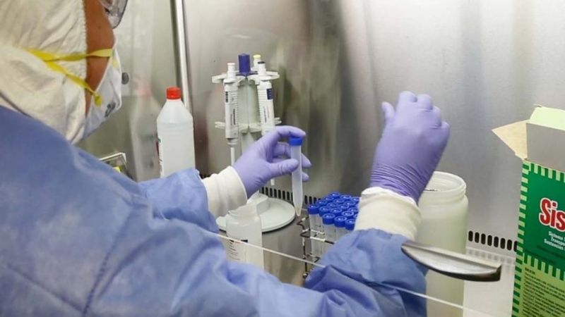 Grupo sanguíneo A sería propenso a casos graves, y el 0 tendría “efecto protector”