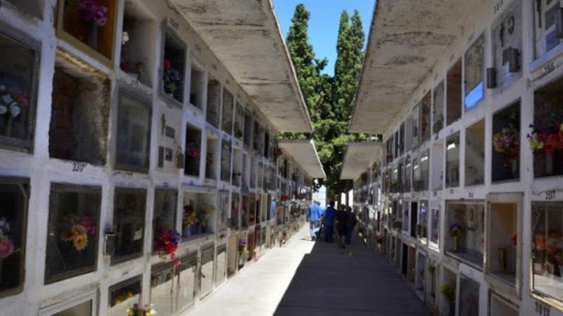 Permitirán visitas sin restricciones al cementerio