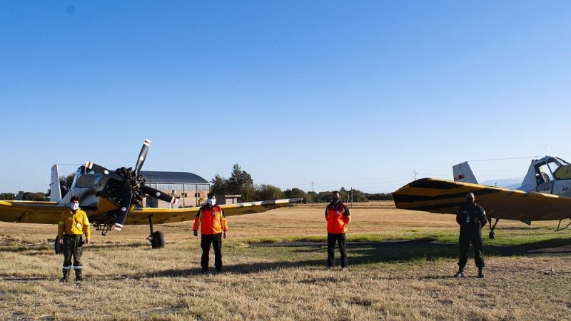 Dos aviones hidrantes para combatir incendios forestales en Catamarca