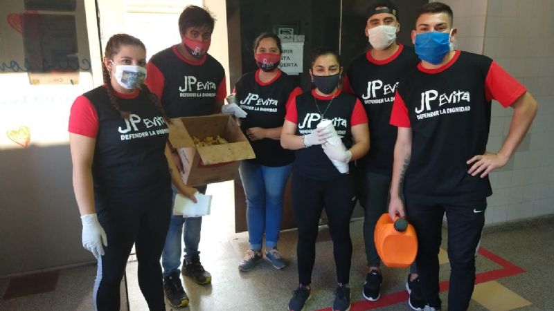 El Movimiento Evita celebró el día de la bandera con solidaridad