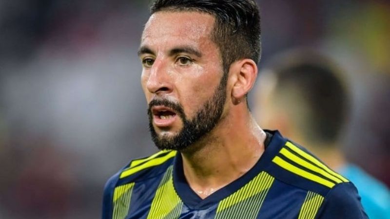 "Claro que me gustaría jugar en Boca", dijo Isla