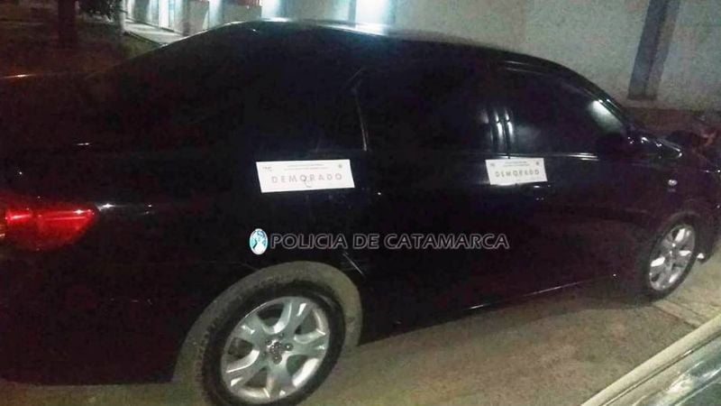 Adolescente jugaba a las “picadas” con un auto de alta gama