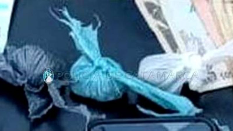 Secuestran tres envoltorios con marihuana en El Alto