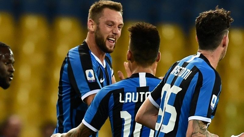 Inter lo dio vuelta en el final y sigue "prendido"