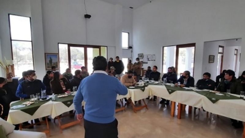 La empresa Agua Rica realizó una charla informativa vía Zoom en San Jose