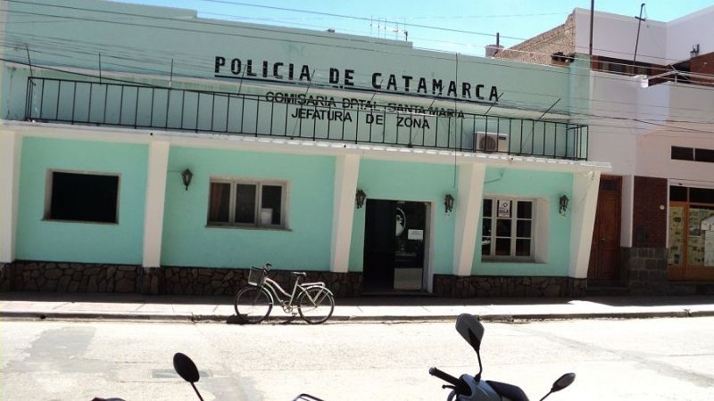 Insultó a su mamá y causó daños en su casa