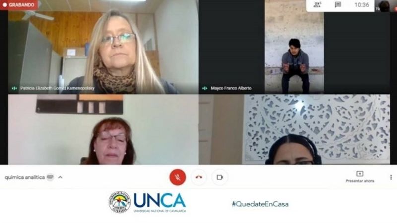 Alumno universitario rindió un examen desde una garita