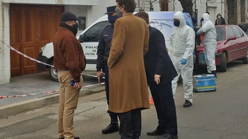 Mataron a docente y vaciaron su casa